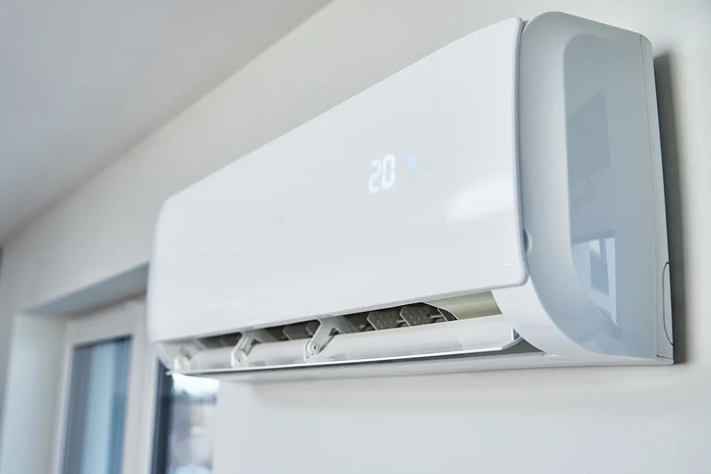 Luxora by R3 provide air conditioning for garden room installations in Hampshire and West Sussex